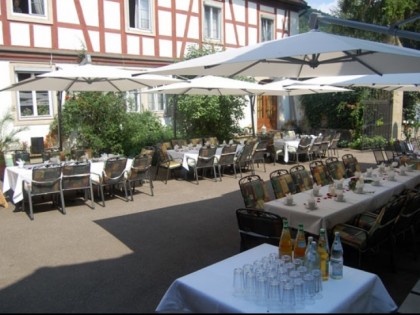 照片: Schloss Doettingen 